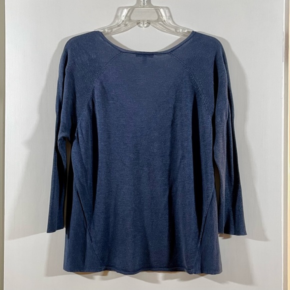 Eileen Fisher cowl neck sweater in blue silk-linen blend knit. Size: large - Picture 2 of 4